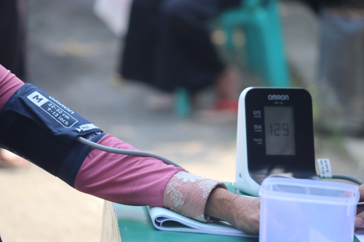 Tensión arterial monitoreo en hogar
